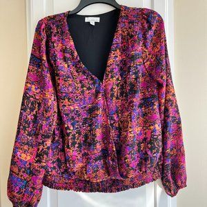 Evereve Allison Joy Penelope Smocked top - M